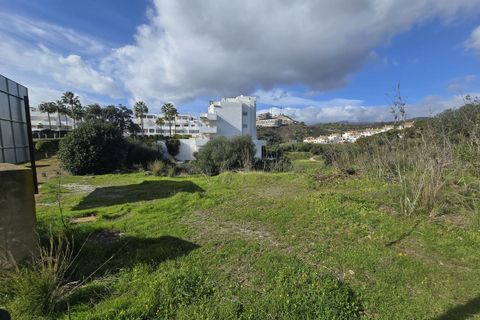 Helårsgrund i Estepona, Malaga, Estepona - € 394.000 | Ref: R5288476 - foto 3