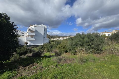 Helårsgrund i Estepona, Malaga, Estepona - € 394.000 | Ref: R5288476 - foto 4