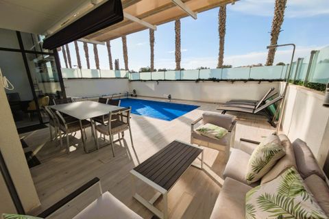 Villa i Cabo Roig, Alicante, Cabo Roig - € 450.000 | Ref: THK28-0167-4543 - foto 3
