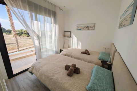 Villa i Cabo Roig, Alicante, Cabo Roig - € 450.000 | Ref: THK28-0167-4543 - foto 16