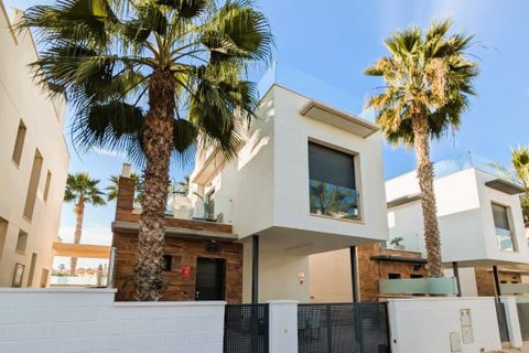 Villa i Cabo Roig, Alicante, Cabo Roig - € 450.000 | Ref: THK28-0167-4543 - foto 33