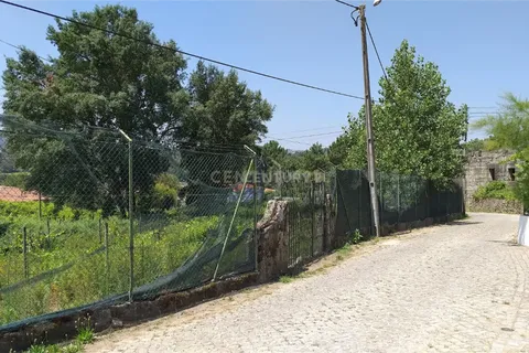 Helårsgrund i Penafiel, Porto, Penafiel - € 90.000 | Ref: C0280-00356 - foto 1