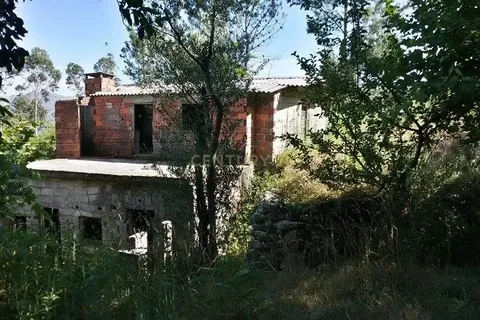 Villa i Parada do Bouro, Braga, Parada do Bouro - € 39.500 | Ref: C0256-02468 - foto 1