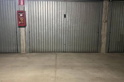 Parkeringsplads i Aosta, Aosta Valley, Aosta - € 45.000 | Ref: 5703 - foto 3