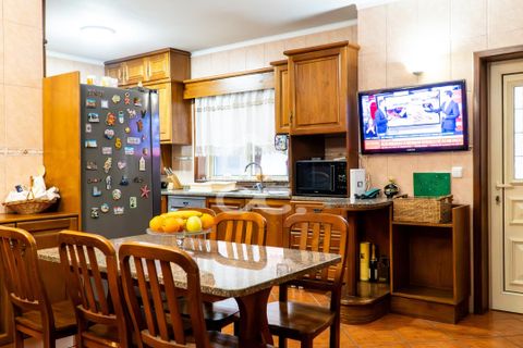 Villa i Guimaraes, Braga, Guimaraes - € 499.000 | Ref: 336/M/01966 - foto 8