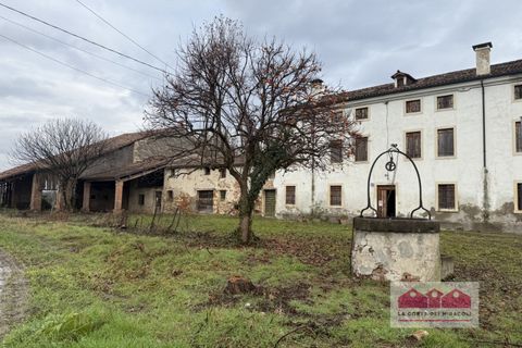 Landejendom i Lonigo, Vicenza, Lonigo - € 420.000 | Ref: VRUS10H - foto 2