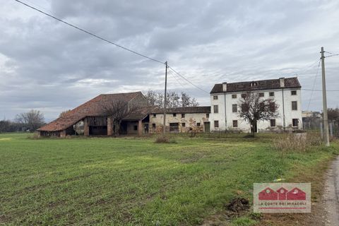 Landejendom i Lonigo, Vicenza, Lonigo - € 420.000 | Ref: VRUS10H - foto 4