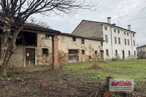 Landejendom i Lonigo, Vicenza, Lonigo - € 420.000 | Ref: VRUS10H - foto 9