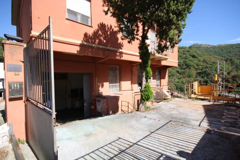 Erhvervsejendom i Genoa, Genoa, Genoa - € 90.000 | Ref: Bavari - foto 1
