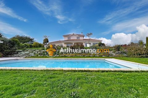 Villa i Bourgoin-Jallieu, Isere, Bourgoin-Jallieu - € 799.000 | Ref: 86381818 - foto 2