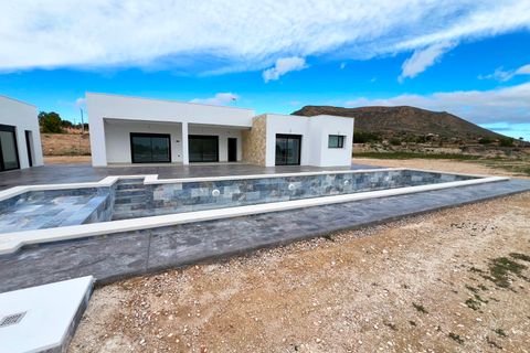 Villa i Aspe, Alicante, Aspe - € 374.000 | Ref: AMAM-PLAZA ESPAÑA - foto 1