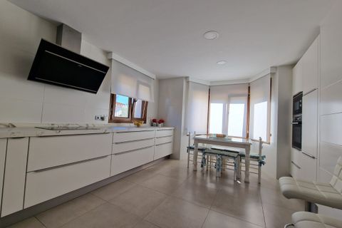 Villa a Marbella, Malaga, Marbella - € 2.200.000 | Ref: DPIe37456 - foto 18
