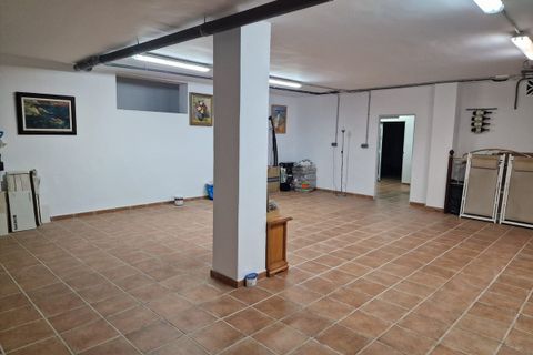 Villa a Marbella, Malaga, Marbella - € 2.200.000 | Ref: DPIe37456 - foto 23