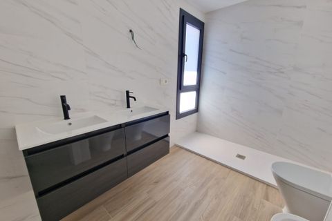 Villa i Manilva, Malaga, Manilva - € 360.000 | Ref: DPIe18667 - foto 13