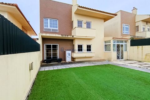 Villa i Cascais, Lisbon, Cascais - € 800.000 | Ref: UH011530 - foto 2