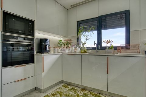 Villa i Odivelas, Lisbon, Odivelas - € 995.000 | Ref: ZMPT577109 - foto 21