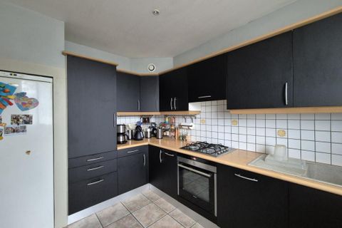 Villa a Saint-Brieuc, Cotes-d'Armor, Saint-Brieuc - € 260.000 | Ref: 141_PHR-0025660 - foto 3