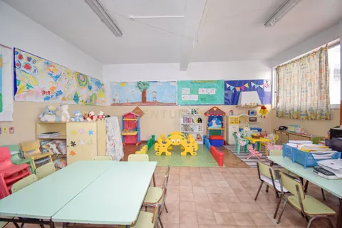 Erhvervsejendom i Camarate, Lisbon, Camarate - € 500.000 | Ref: C0409-01605 - foto 5