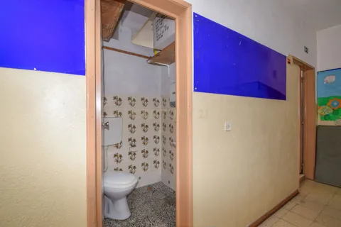 Erhvervsejendom i Camarate, Lisbon, Camarate - € 500.000 | Ref: C0409-01605 - foto 23