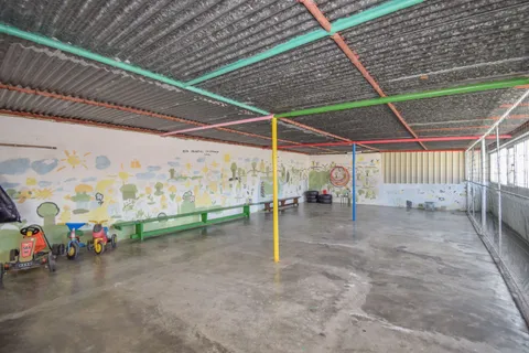 Erhvervsejendom i Camarate, Lisbon, Camarate - € 500.000 | Ref: C0409-01605 - foto 30