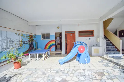 Erhvervsejendom i Camarate, Lisbon, Camarate - € 500.000 | Ref: C0409-01605 - foto 35