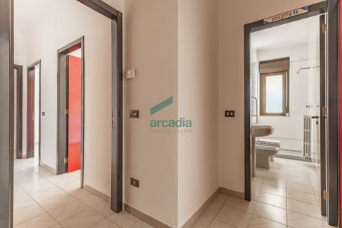 Erhvervsejendom i Bari, Bari, Bari - € 240.000 | Ref: 12008/2026 - foto 2