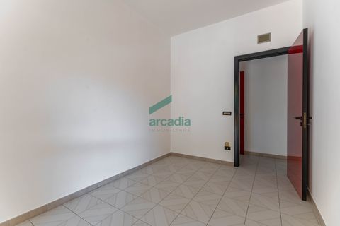 Erhvervsejendom i Bari, Bari, Bari - € 240.000 | Ref: 12008/2026 - foto 11