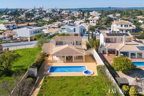 Villa i Luz, Faro, Luz - € 755.000 | Ref: VA110 - foto 1