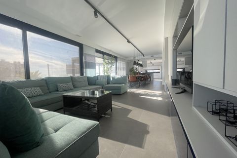 Villa i Finestrat, Alicante, Finestrat - € 1.950.000 | Ref: AK-20008 - foto 10