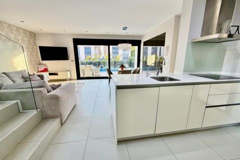 Villa i Rojales, Alicante, Rojales - € 459.000 | Ref: 27-23-502-11-1043/74215 - foto 10