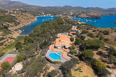 Villa i Cadaques, Gerona, Cadaques - € 4.800.000 | Ref: W-048CEZ - foto 1