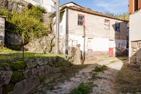 Villa i Penhalonga e Pacos de Gaiolo, Porto, Penhalonga e Pacos de Gaiolo - € 49.000 | Ref: C0471-00107 - foto 2