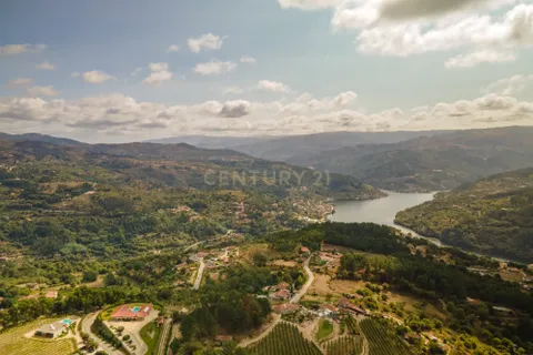 Helårsgrund i Penhalonga e Pacos de Gaiolo, Porto, Penhalonga e Pacos de Gaiolo - € 47.000 | Ref: C0471-00362 - foto 2