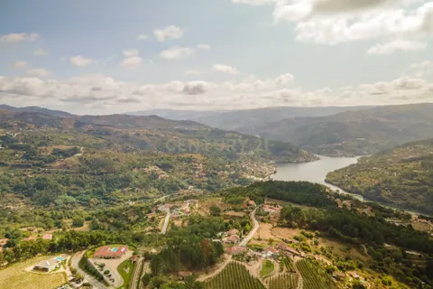 Helårsgrund i Penhalonga e Pacos de Gaiolo, Porto, Penhalonga e Pacos de Gaiolo - € 47.000 | Ref: C0471-00362 - foto 4