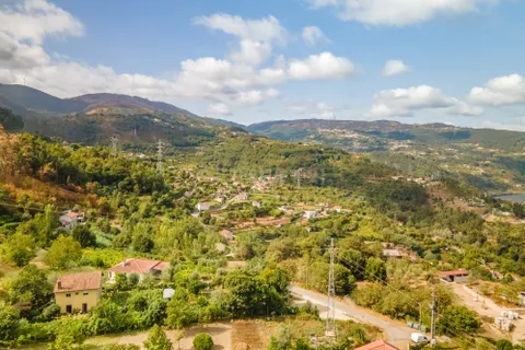 Villa i Cinfaes, Viseu, Cinfaes - € 70.000 | Ref: C0471-00363 - foto 6