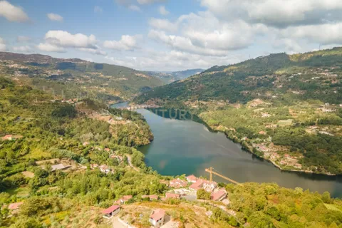 Villa i Cinfaes, Viseu, Cinfaes - € 70.000 | Ref: C0471-00363 - foto 10