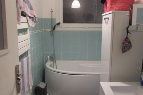 Apartament a Elbeuf, Seine-Maritime, Elbeuf - € 655/mes | Ref: 650454 - foto 2