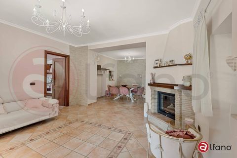 Villa i Pontecorvo, Frosinone, Pontecorvo - € 290.000 | Ref: AC99-149-1623 - foto 2