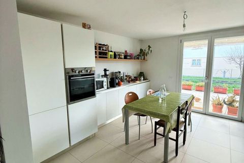 Villa i Castelfranco Veneto, Treviso, Castelfranco Veneto - € 380.000 | Ref: S32 - foto 2