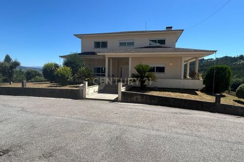 Villa i Paredes, Porto, Paredes - € 375.000 | Ref: C0444-00468 - foto 1
