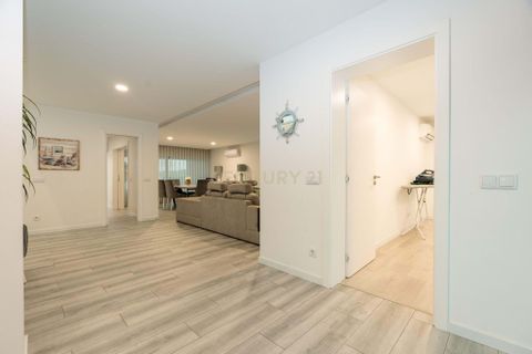 Villa i Oeiras, Lisbon, Oeiras - € 1.250.000 | Ref: C0444-00585 - foto 4