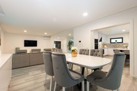 Villa i Oeiras, Lisbon, Oeiras - € 1.250.000 | Ref: C0444-00585 - foto 10