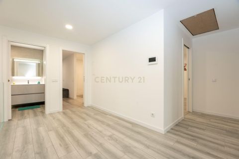 Villa i Oeiras, Lisbon, Oeiras - € 1.250.000 | Ref: C0444-00585 - foto 22