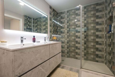 Villa i Oeiras, Lisbon, Oeiras - € 1.250.000 | Ref: C0444-00585 - foto 34