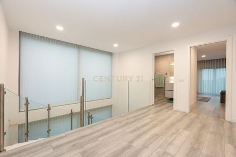 Villa i Oeiras, Lisbon, Oeiras - € 1.250.000 | Ref: C0444-00585 - foto 49