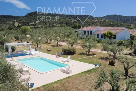 Farm hus i Galtelli, Nuoro, Galtelli - € 1.990.000 | Ref: RP-839437-839437 - foto 3
