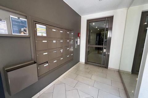 Leilighet i Vanves, Hauts-de-Seine, Vanves - € 320 000 | Ref: T2_-_Vanves_-_Vente_investisseur_-_lot_occupe - foto 3