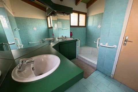 Villa in Vitrolles, Bouches-du-Rhone, Vitrolles - € 679.250 | Ref: 12026CN1216 - foto 15