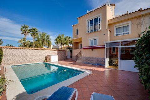 Villa i Torrevieja, Alicante, Torrevieja - € 390.000 | Ref: A9234 - foto 7
