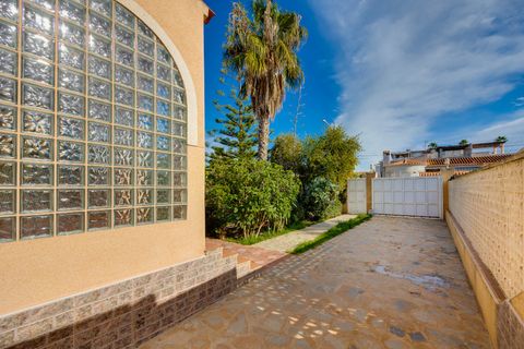 Villa i Torrevieja, Alicante, Torrevieja - € 390.000 | Ref: A9234 - foto 16